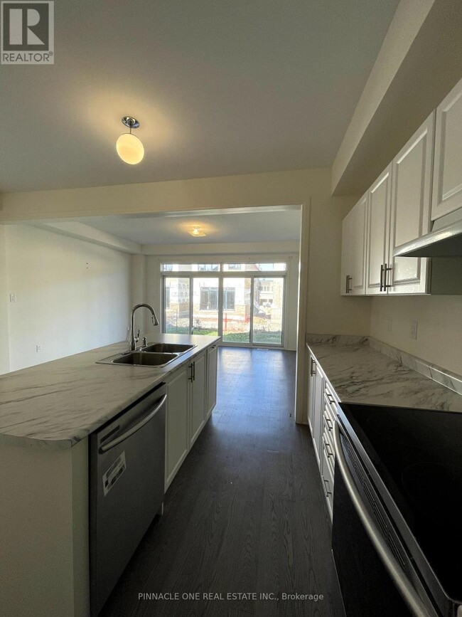 Building Photo - 27 Crows Nest Ln