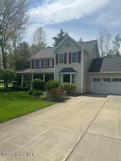 Building Photo - 1 Briar Ln