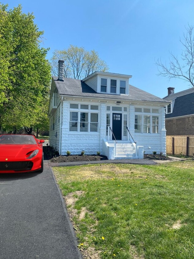 Foto del edificio - Fully Renovated 4 Bedroom/3 Bathroom in Conshohocken!