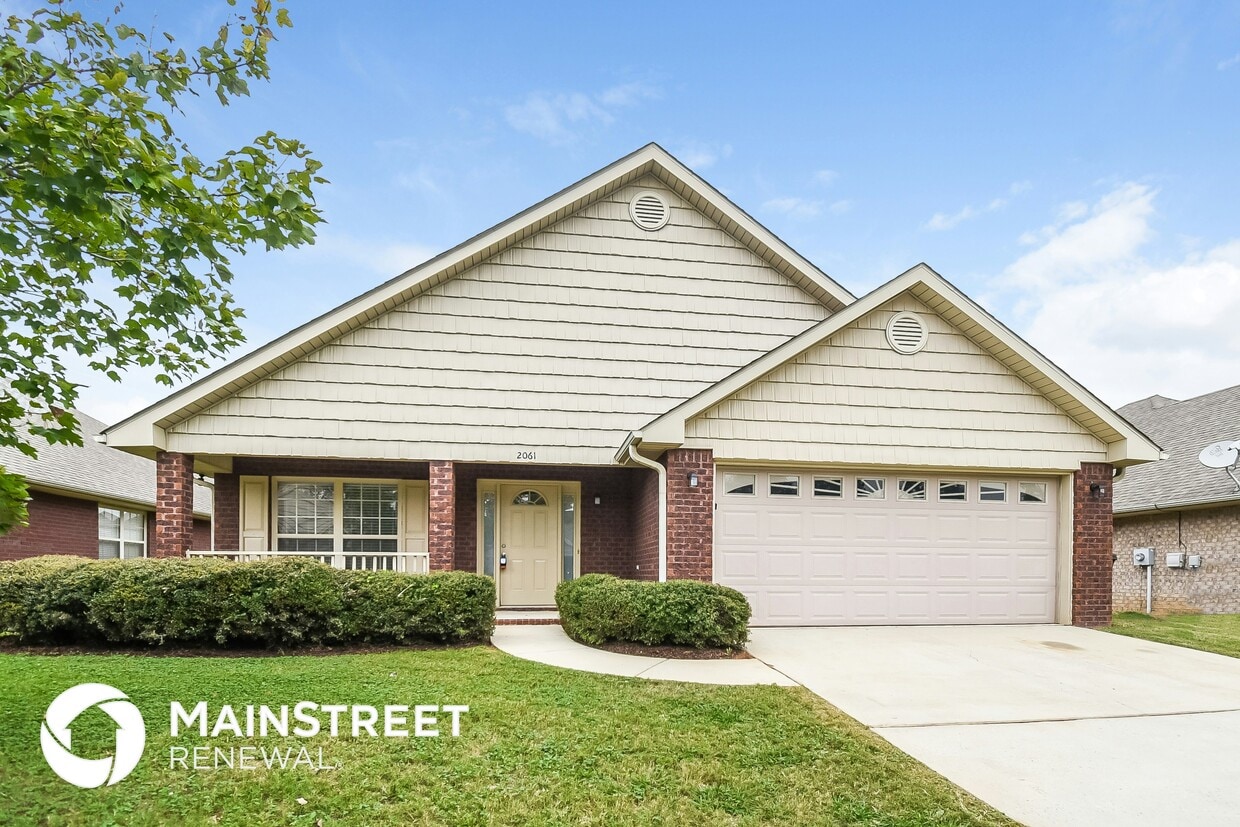 Foto principal - 2061 Edgewood Dr