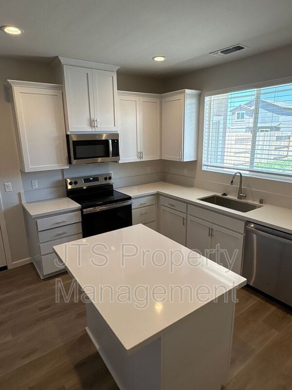 Building Photo - 47 Brookbay Way