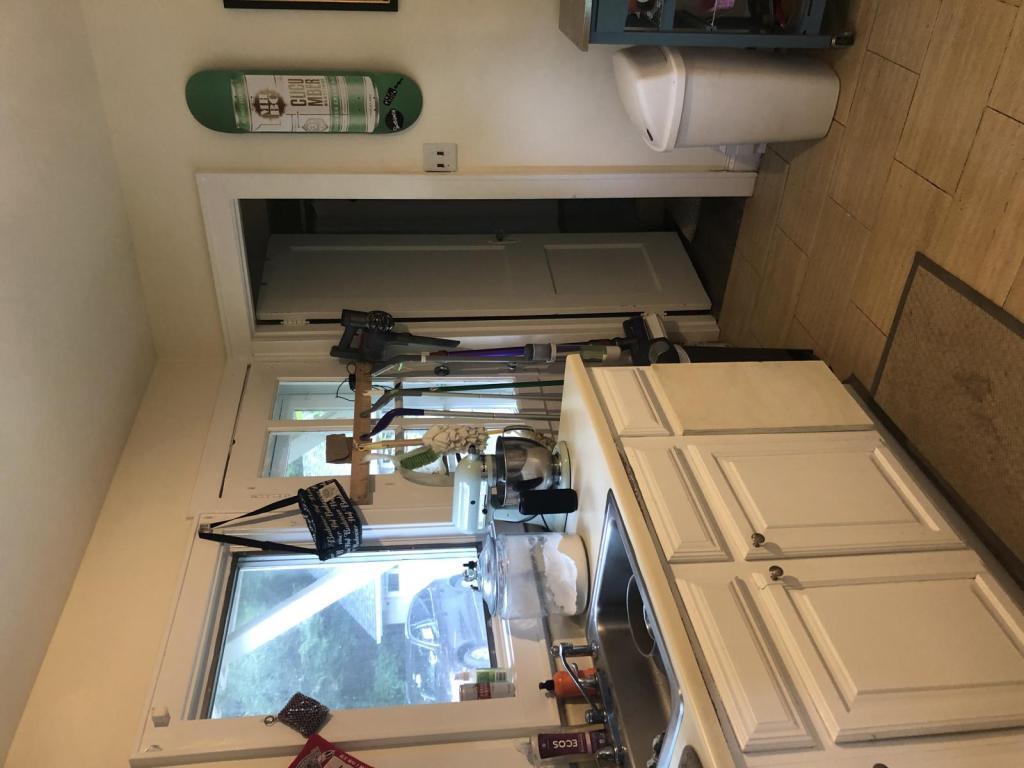 Primary Photo - 1-3-5 Cart Rd