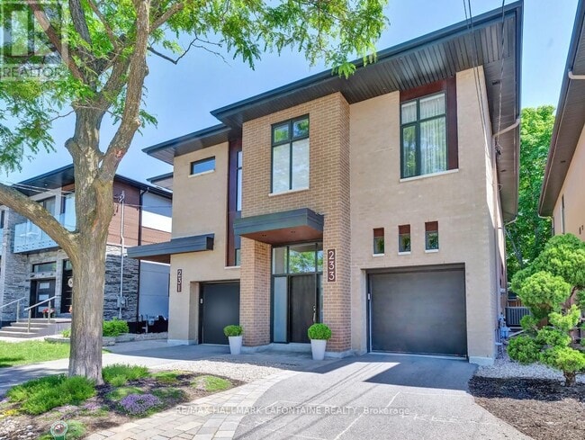 Building Photo - 233 CARLETON Ave