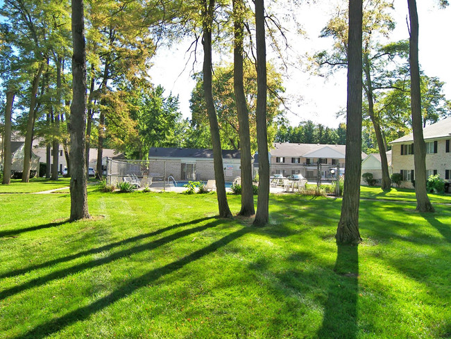 Building Photo - GREENLEAF