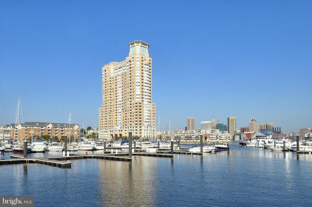 Foto principal - 100 Harborview Dr