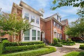 Foto principal - 6835 Staffordshire Crescent