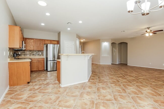 Building Photo - 4421 W St Kateri Dr