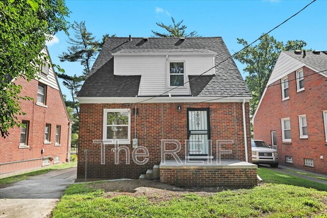 Foto del edificio - 17421 Quincy St