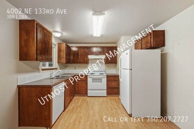 Building Photo - 4002 NE 133rd Ave