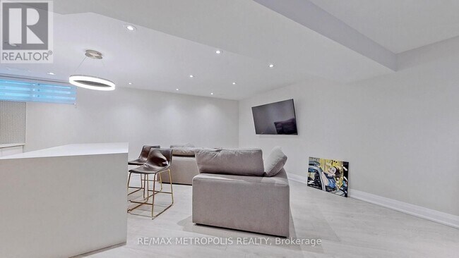 Photo du bâtiment - 20 Knox Ave