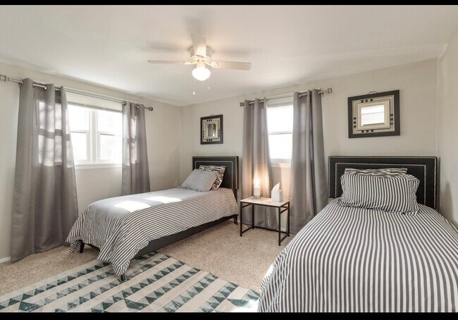 Foto del edificio - 33451 N Sears Blvd