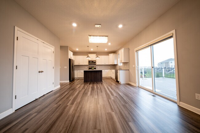Building Photo - 4849 Stable View Dr