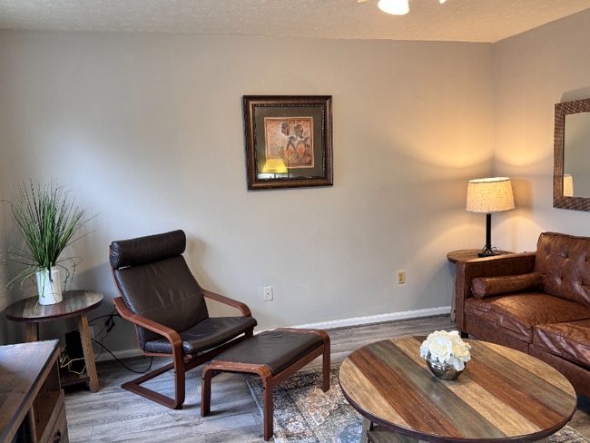 Building Photo - 91 Dickey Ave