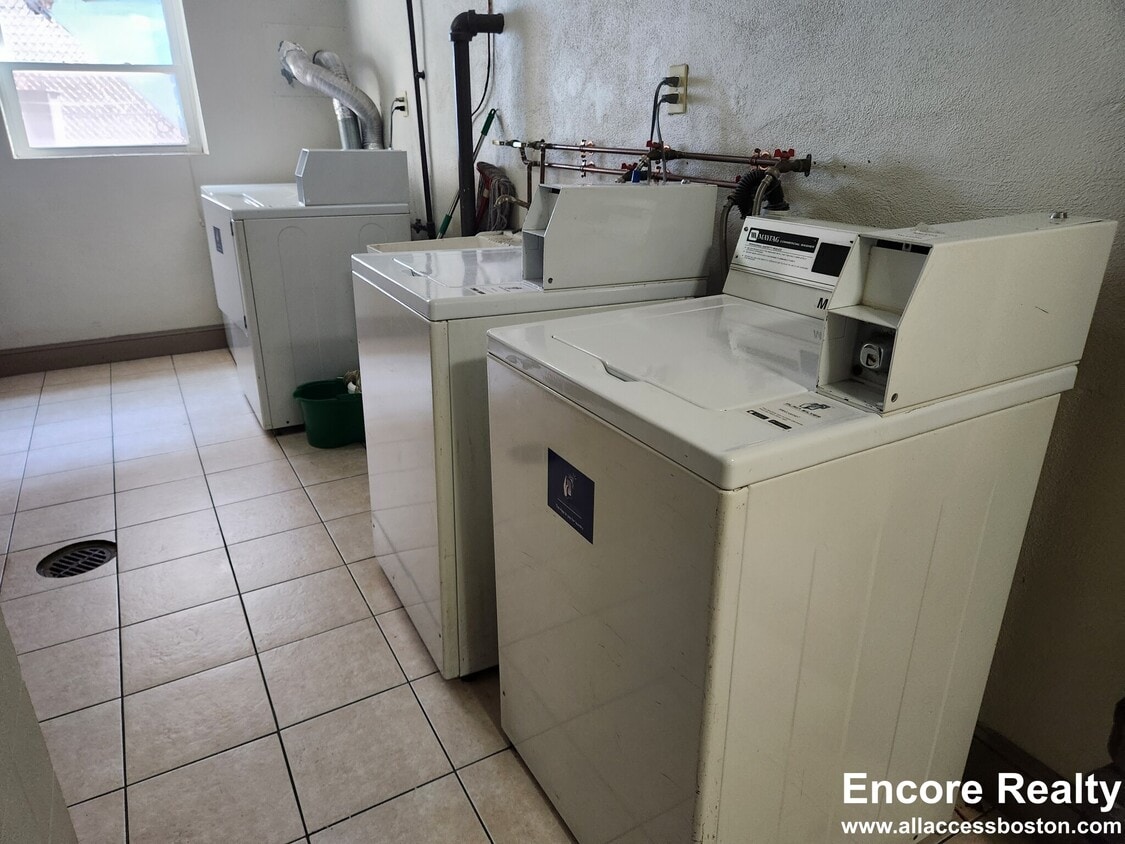 Foto del edificio - 34 Gardner St