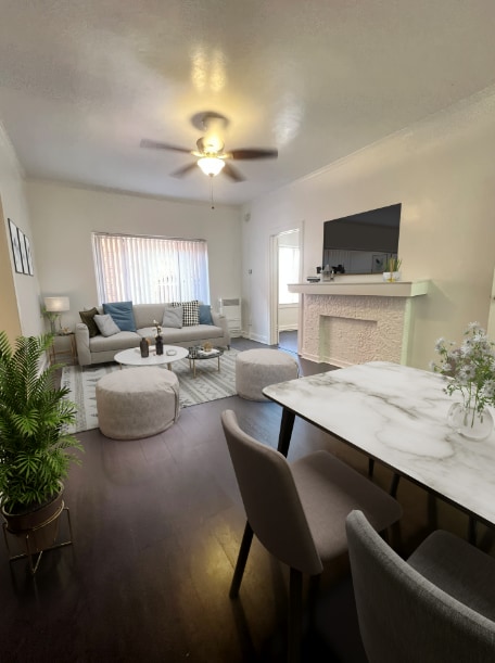 Building Photo - 687 Shatto Pl