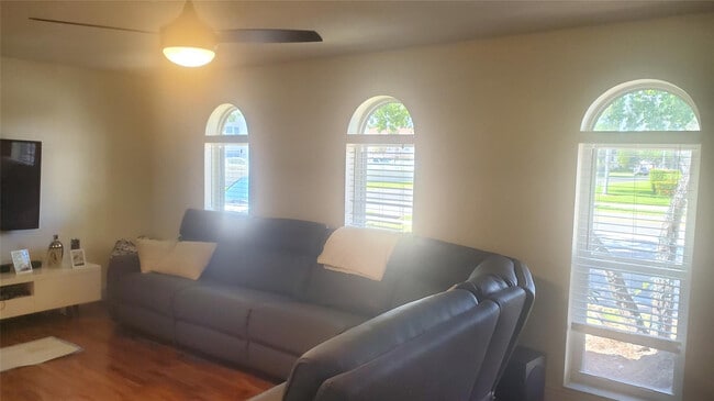 Foto del edificio - 616 SE 8th Ave