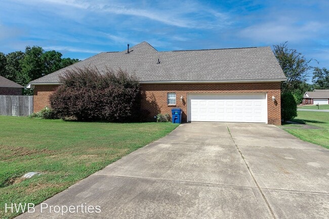 Building Photo - 4 br, 2.5 bath House - 110 Summertime Parkway
