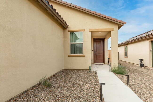 Foto del edificio - Three Bedroom in Sahuarita