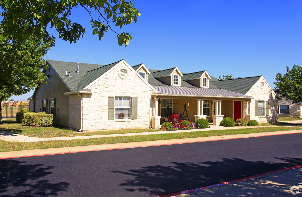 Foto principal - The Veranda at Twin Creek Apartments