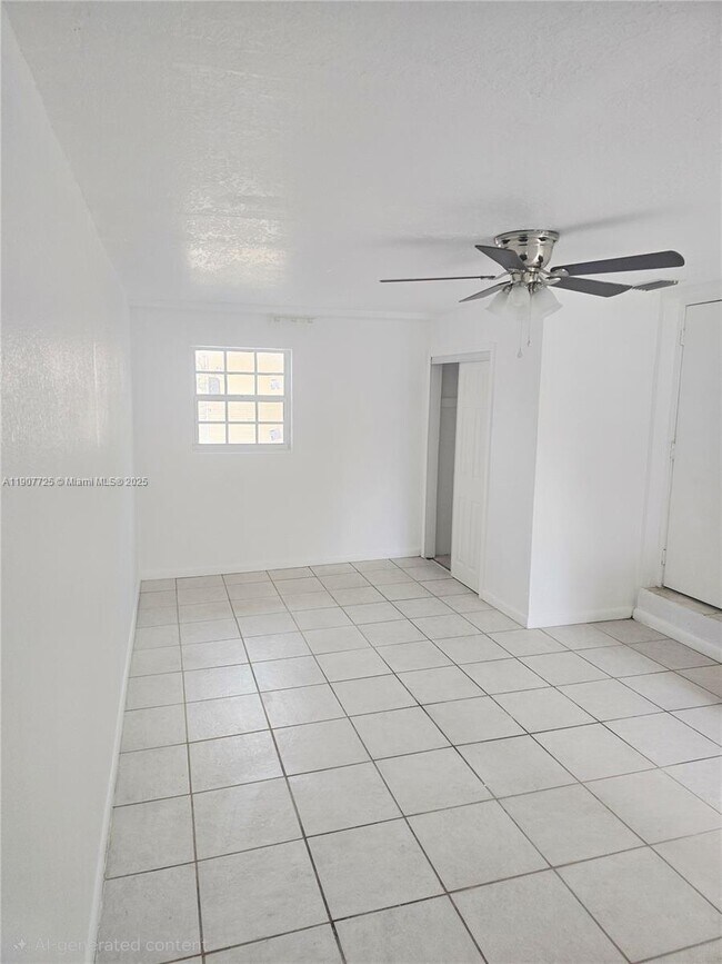 Foto del edificio - 3458 Capri Dr