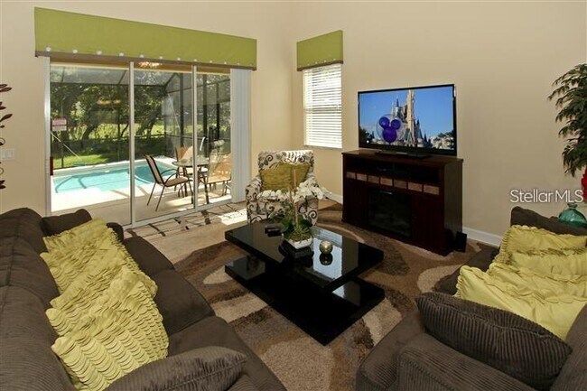 Foto del edificio - 8951 Cuban Palm Rd