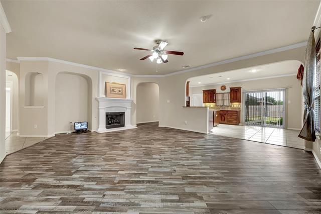 Building Photo - 5813 Paluxy Sands Trail