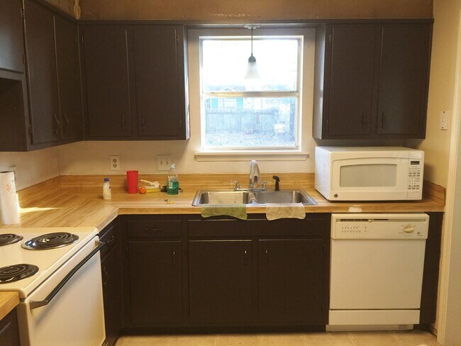 Foto del edificio - 3321 Hickory Ridge Rd