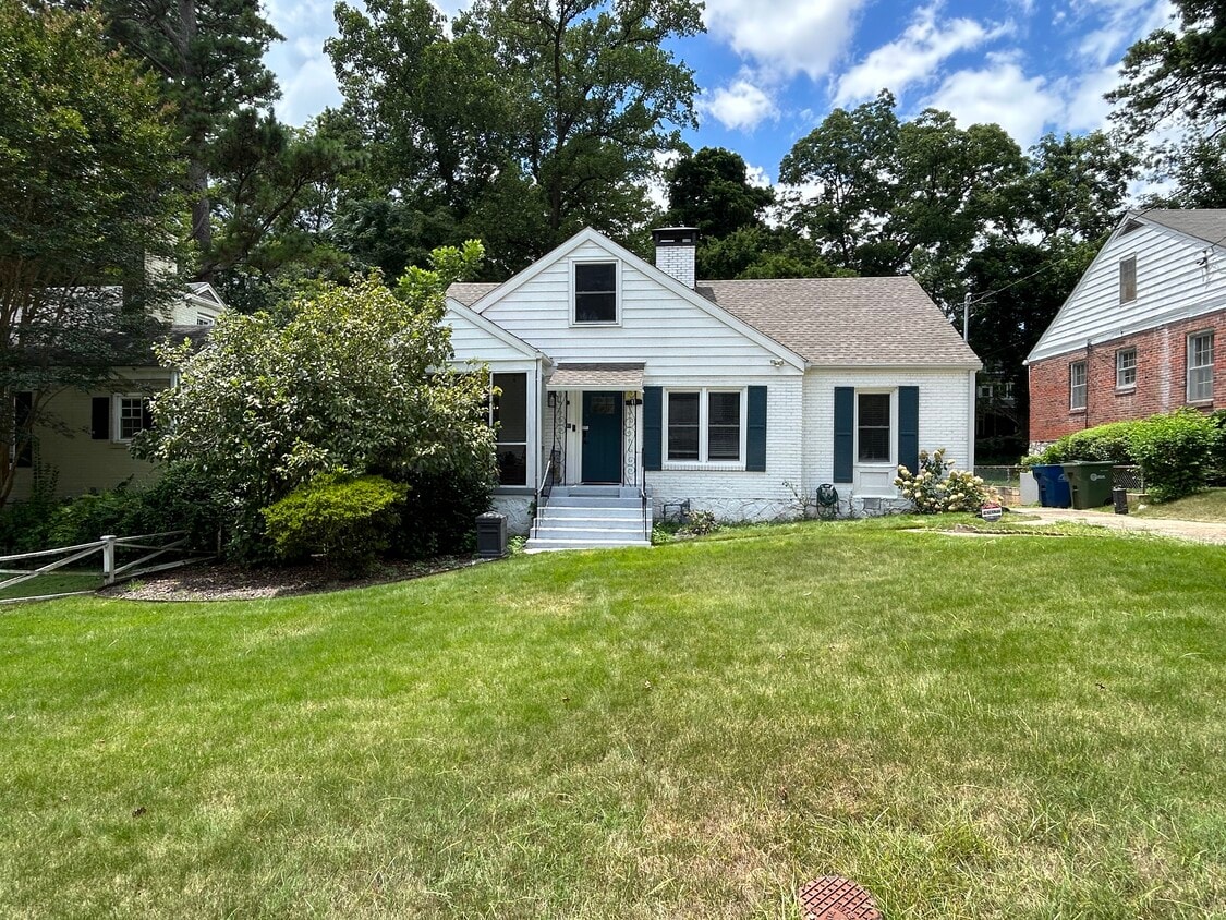 Primary Photo - 41 Willow Wood Cir SE