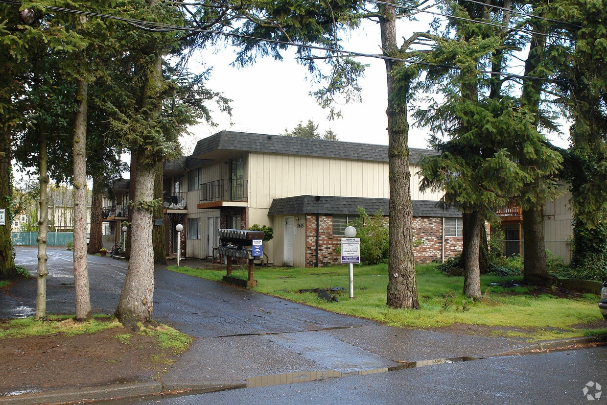 Primary Photo - The Forest Retreat Apartments