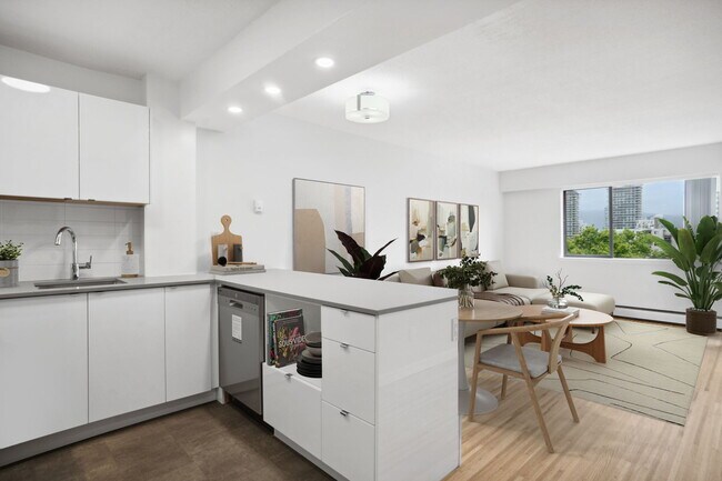 Building Photo - Marquis