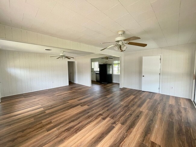 Building Photo - 3 Bedroom in Pearl Ms!