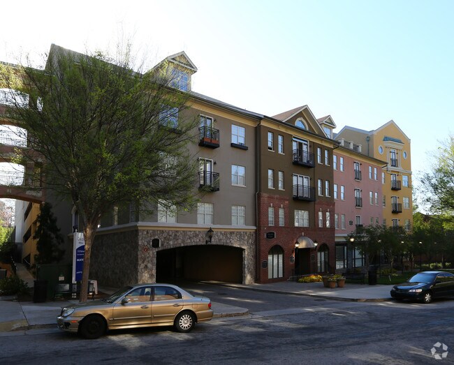 Building Photo - Camden Midtown Atlanta