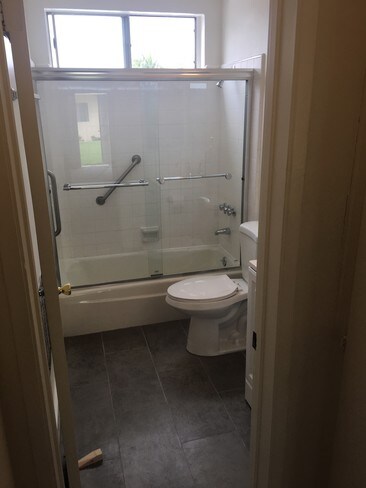 bath - 11730 W Washington Blvd