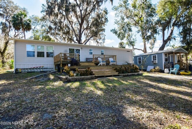 Building Photo - 204 Lakeview Dr