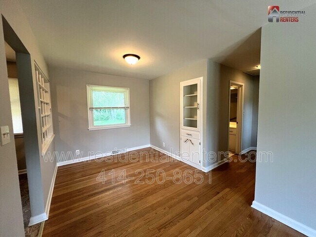 Building Photo - 6040 N Denmark St