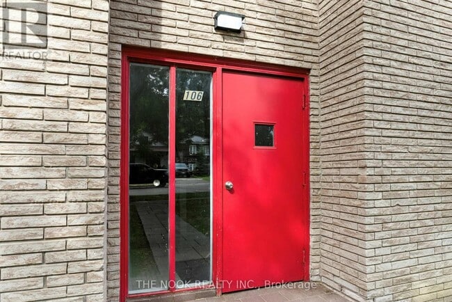 Building Photo - 106 Cromwell Ave