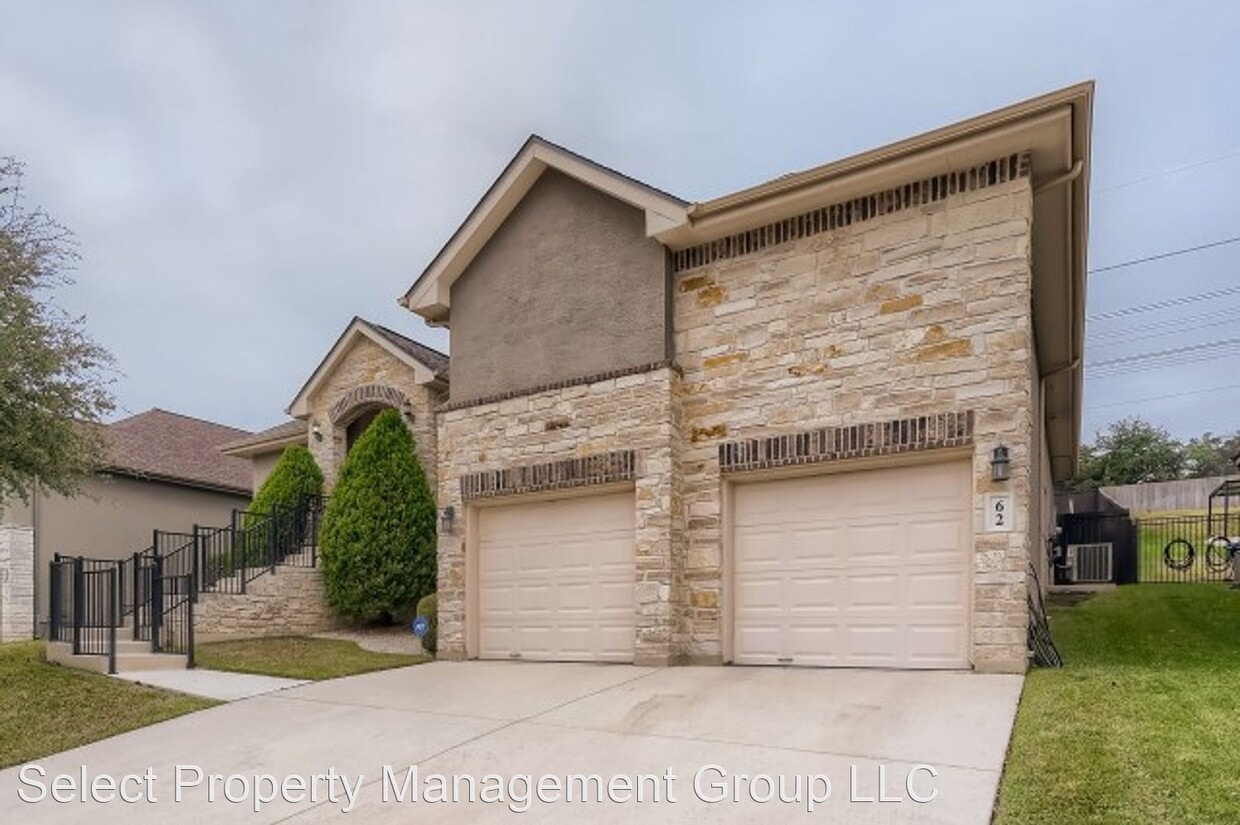 Primary Photo - 4 br, 2.5 bath House - 62 Michelangelo