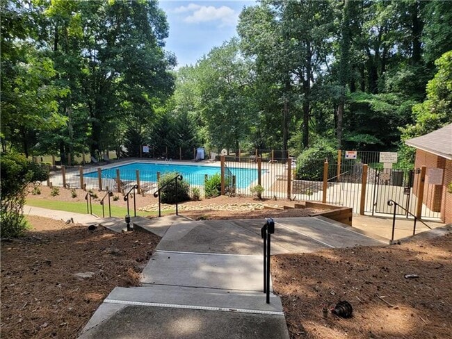Building Photo - 252 Quail Run