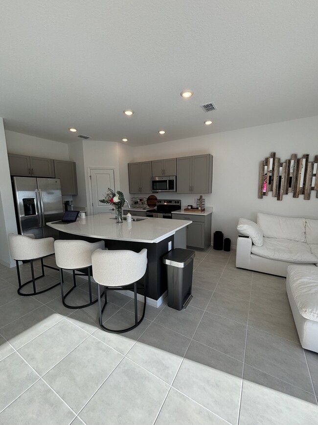 Photo - 11934 Glenside Ter Townhome