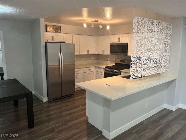 Building Photo - 7905 Idledale Ct