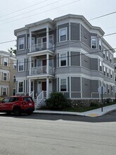 Building Photo - 40 Centre St