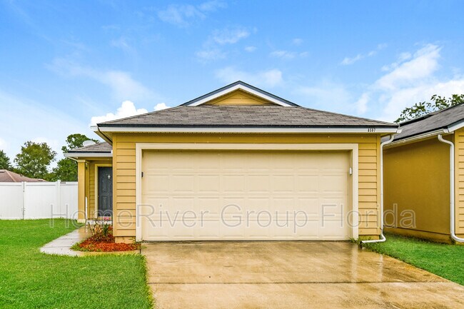 Building Photo - 8597 Julia Marie Cir