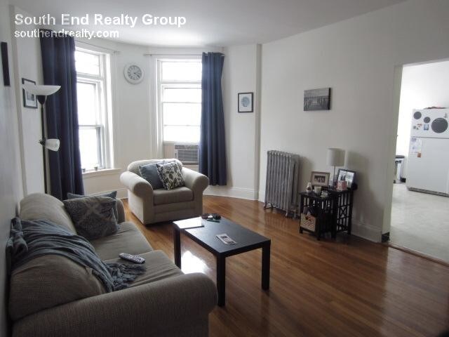 Primary Photo - 38 Winchester St