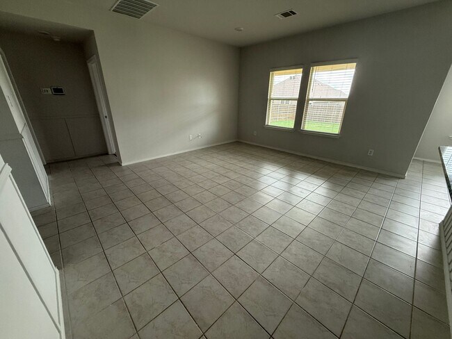 Building Photo - 3-Bedroom House for Rent in Killeen