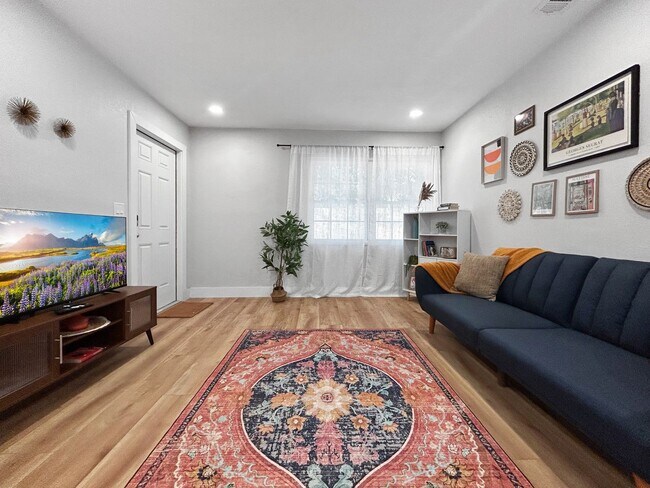 Building Photo - 6602 S Faul St