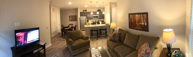 Foto del edificio - 1445 Broadcloth St