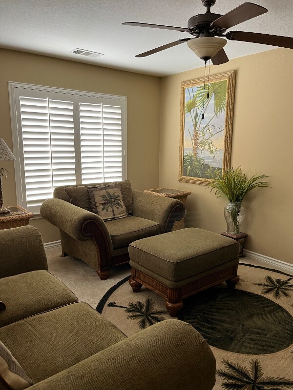 Foto del edificio - 8418 Lourenco Ln