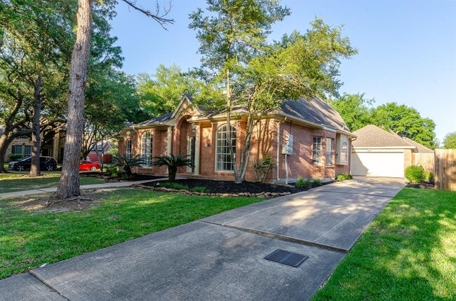 Building Photo - 1902 Summer Reef Dr
