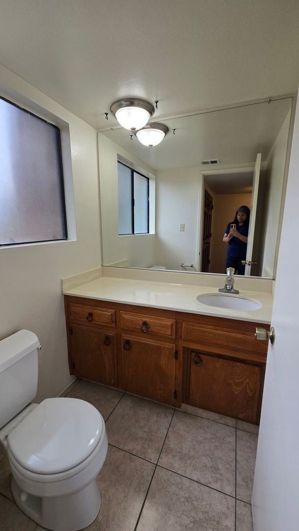 Foto del edificio - 4147 Pinewood Lake Dr