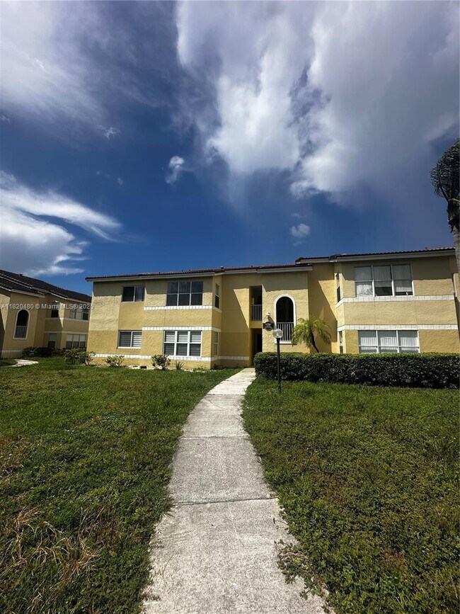Foto del edificio - 12760 Vista Isles Dr